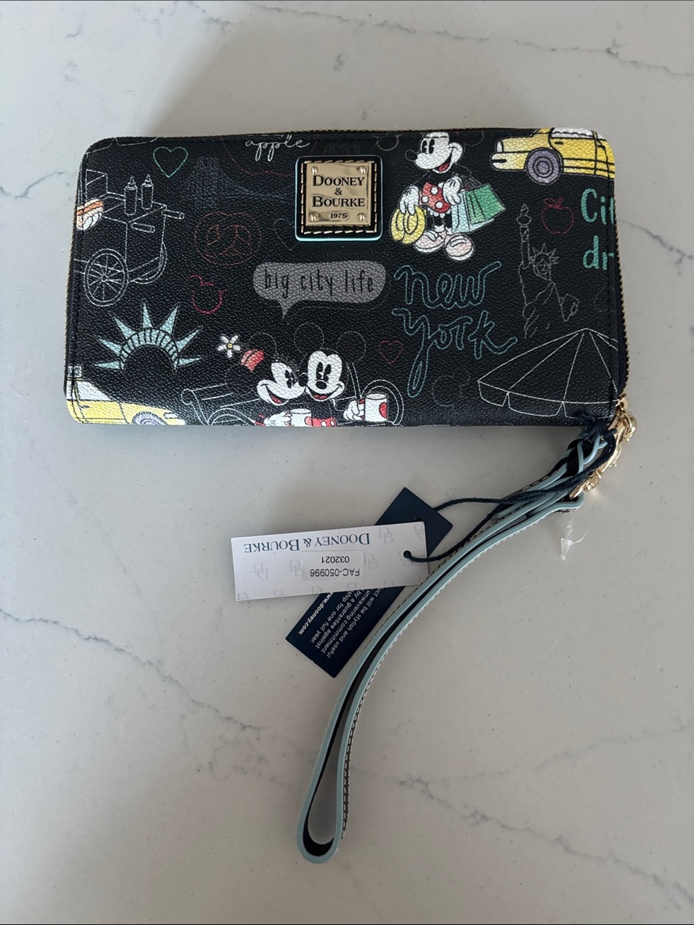I love NYC wristlet/wallet Disney edition